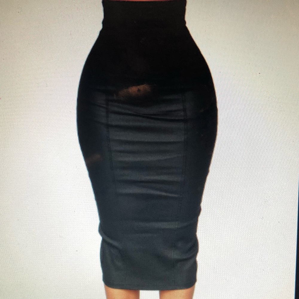 NEVER WORN Fashion Nova High Waist Skirt